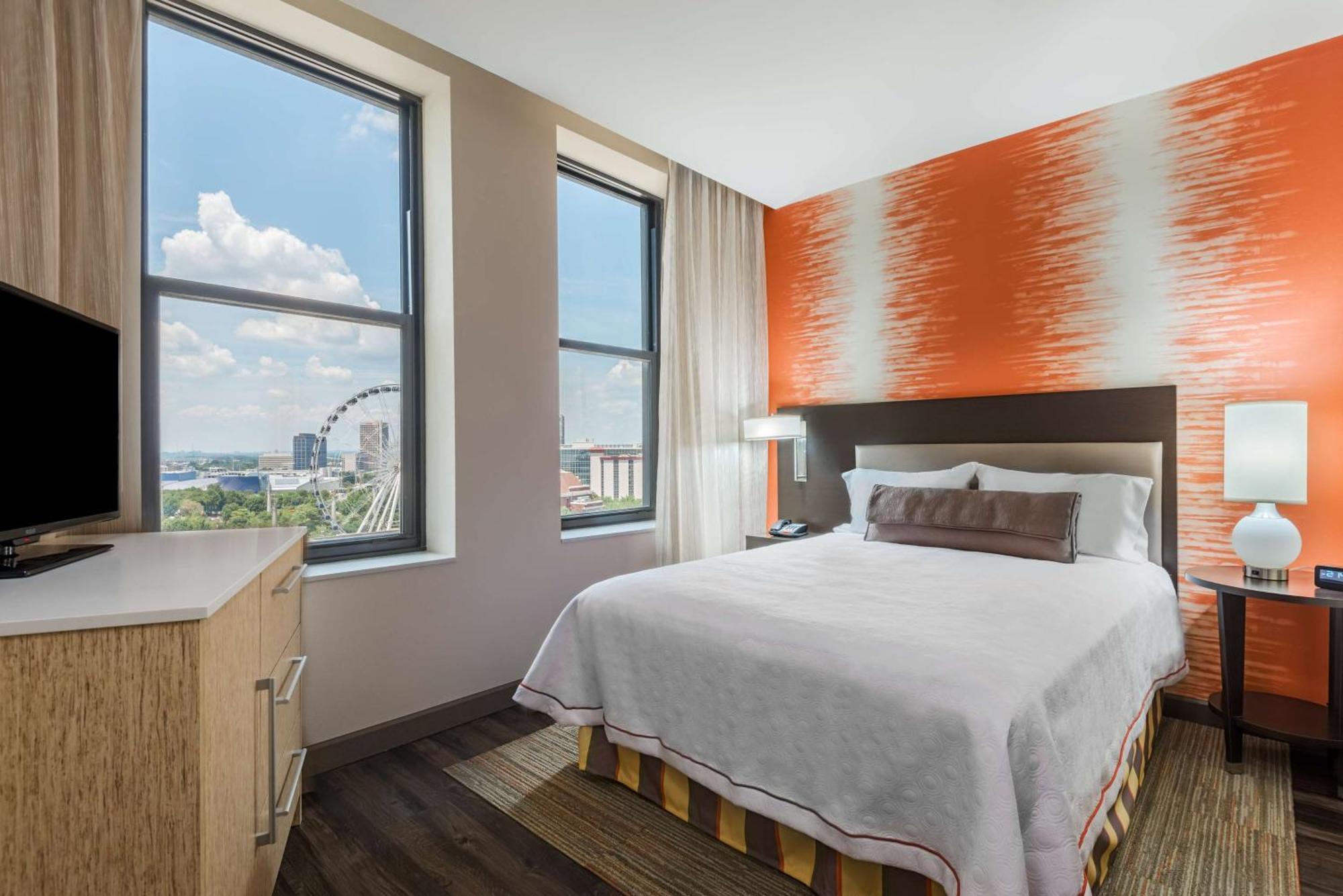 Home2 By Hilton Downtown Hotel 3*