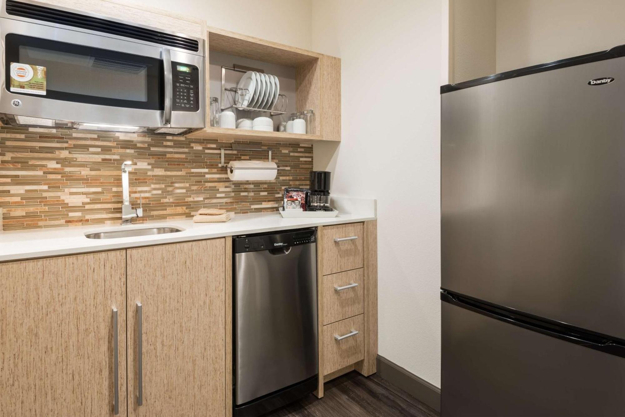 Hotel Home2 By Hilton Downtown 3*
